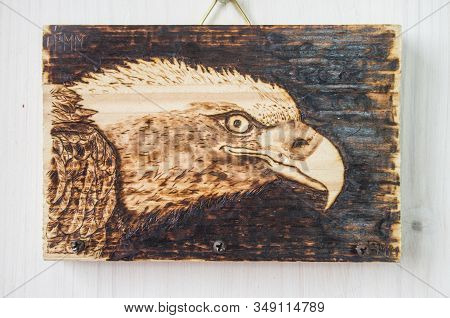 The Ancient Art Of Pyrography, Wood And Fire, The Eagle's Eye, Hang Keys And Objects