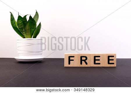 Free Inscription On Cubes On The Table. Free Shipping.