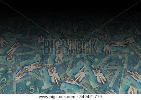 Dextre And Canadarm2 On Canada 5 Dollars 2013 Polymer Banknote Pattern