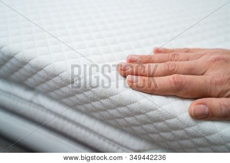 Hand Testing Orthopedic Memory Foam Core Mattress