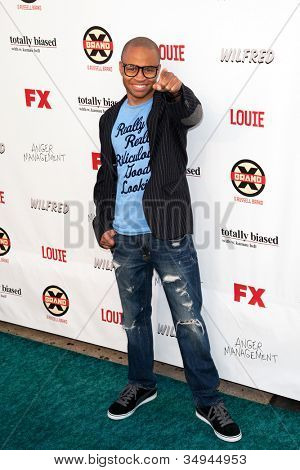 HOLLYWOOD, CA - 26 Juni: Eugene Byrd kommt bei FX-Sommer-Komödien-Party im Köder am 26. Juni 2012 in