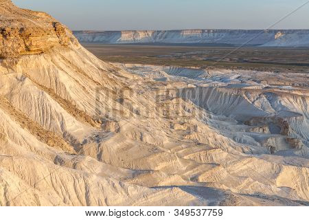 Sunrise Over Ustyurt Plateau. District Of Boszhir. The Bottom Of A Dry Ocean Tethys. Kazakhstan. Sel