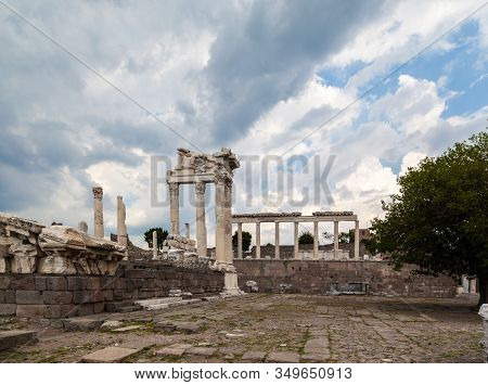 Acropolis Of Pergamum, Old Greek Columns In Bergama, Izmir, Turkey