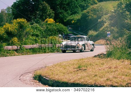 Pesaro Colle San Bartolo , Italy - May 17 - 2018 : Mercedes-benz 300 Sl CoupÉ (w198) 1955 On An Old 