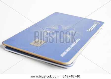 Vidalia, Georgia / Usa - June 29, 2019: A Close-up Studio Shot Of The Walmart Credit Card Set On A P