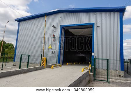 Krakovets, Ukraine - August, 2019: Building With A сargo Vehicle Scanner, Screen Of Vehicles, Which 