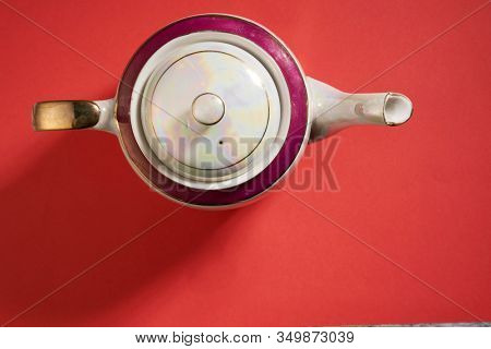 dragon and phoenix Teapot and cups used in traditional Chinese wedding ceremony with chinese sign meaning happinese. Translation: Double Happiness