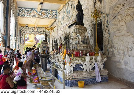 Buddha Statue For Thai People And Foreign Travelers Travel Visit And Respect Praying At Wat Pracha R
