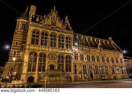 Zoutleeuw, Flanders - Belgium - 03 03 2019: View Over The Facade Of The Medieval Cloth Hall At The O