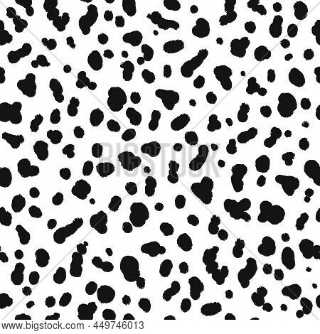 Dalmatian Coloration Seamless Pattern. Black Abstract Organic Blobs On White Background. Black Dalma
