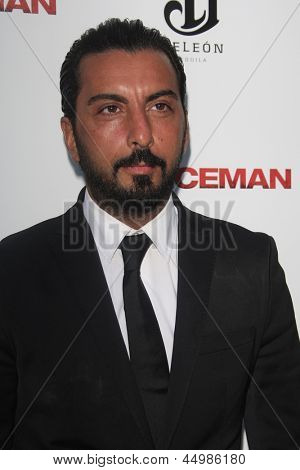 LOS ANGELES - 22 apr: Danny A. Abeckaser มาถึงที่ 
