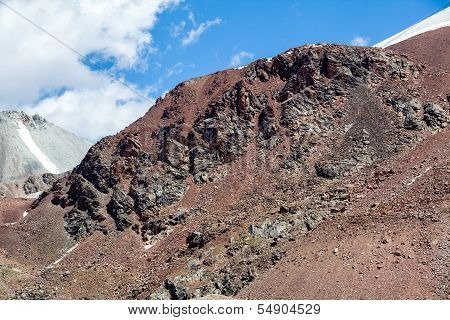 Red rocks in Tien Shan mountains