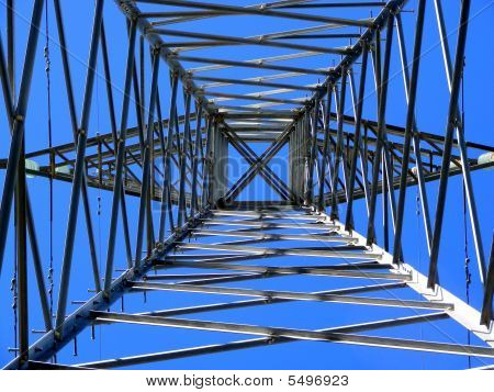 Bajo un pilón