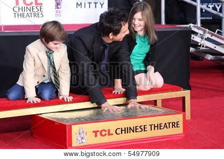 LOS ANGELES - DEC 3:  Quinlin Dempsey Stiller, Ben Stiller, Ella Olivia Stiller at the Ben Stiller Handprint and Footprint Ceremony at Dolby Theater on December 3, 2013 in Los Angeles, CA