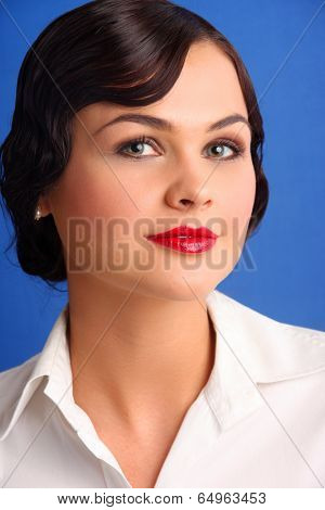 Portrait of an tractive elegant young woman.