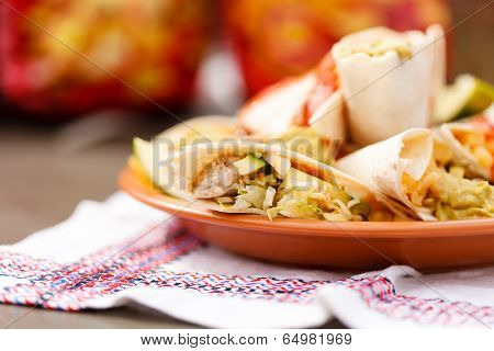 tortillas with dip