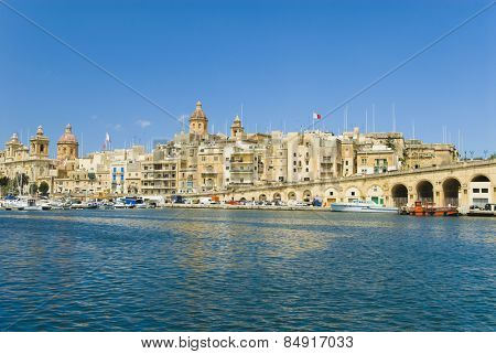 Church at the waterfront, San Lawrenz Church, Grand Harbor, Birgu, Malta