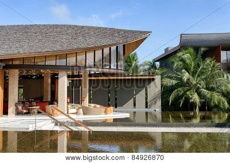 Phuket, Thailand - August 05, 2013: Cocktail Bar At Renaissance Resort