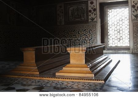 Graves in a mausoleum, Itmad-ud-Daulah's Tomb, Agra, Uttar Pradesh, India
