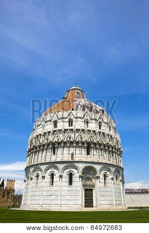 Facade of a baptistery, Baptistery of St. John, Piazza Dei Miracoli, Pisa, Tuscany, Italy