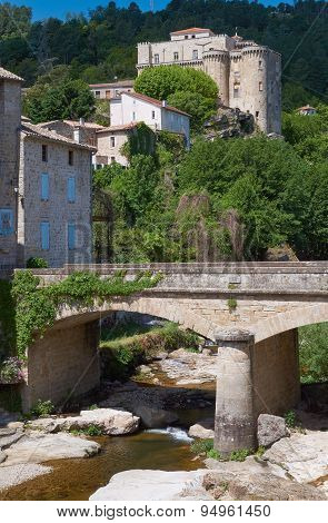 The bridge and castle