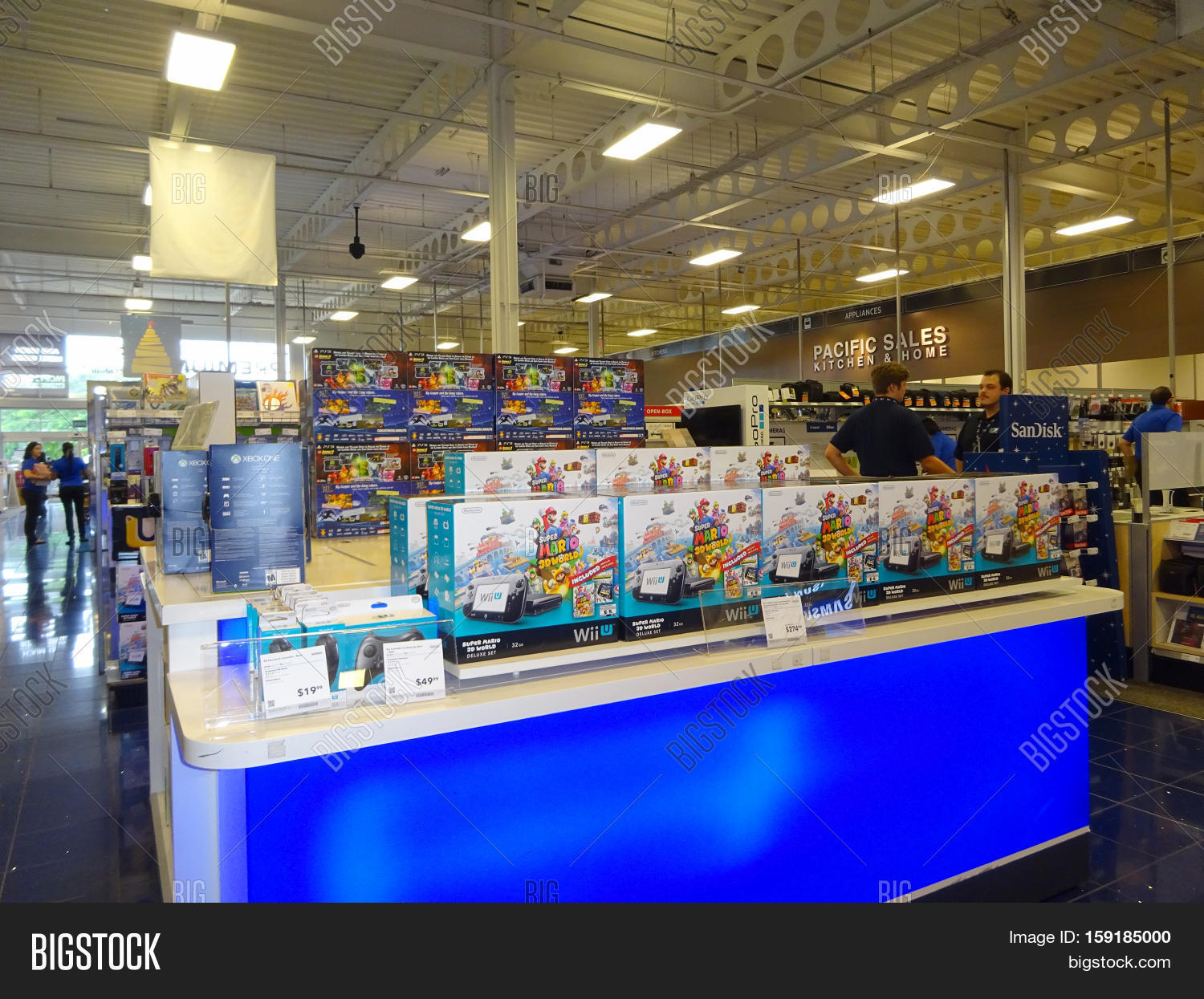 HONOLULU DECEMBER 15 Image & Photo (Free Trial) Bigstock