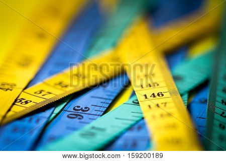 Close up measuring tape extreamly shallow DOF