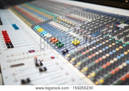 Professional soundboard