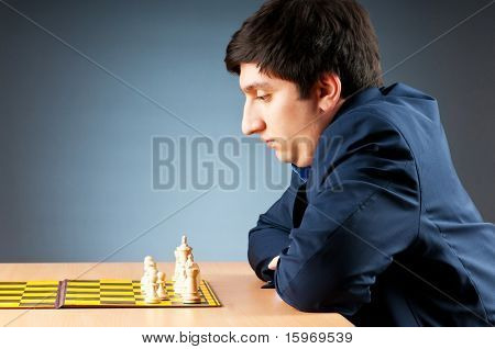 FIDE แกรนด์มาสเตอร์ Vugar Gashimov (อันดับโลก - 12) จากอาเซอร์ไบจาน