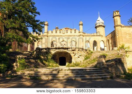 General, Building, Style, Spring, Architecture, Day, House, Power, Structure, Generals, Facade, Auth