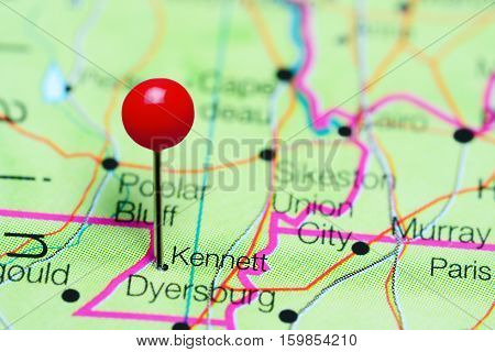 Kennett pinned on a map of Missouri, USA