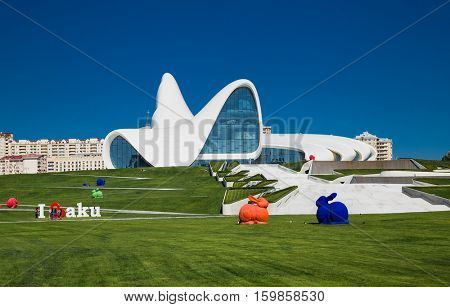 BAKU,AZERBAIJAN-OKT 4, 2016: Heydar Aliyev Center on Oct 4, 2016 in Baku, Azerbaijan. Heydar Aliyev Center won the Design Museum's Designs of the Year Award in 2014