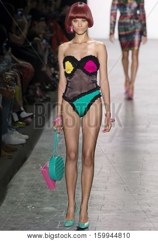 Jeremy Scott - Spring 2017 Collection
