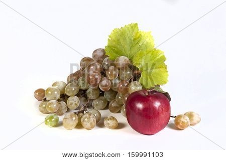 grapes & fruits on white isolated, isolated objects