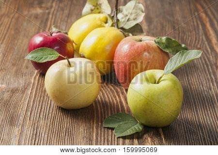 apples on wooden vintage backgraund, country style
