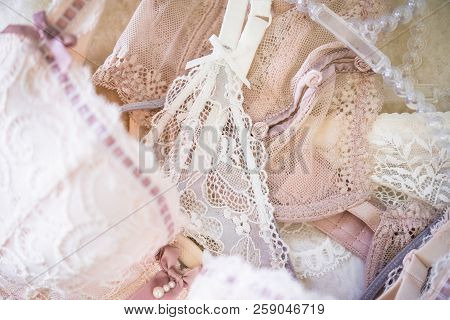 Elegant Women's Underwear, Lace Bas, Lingerie Details