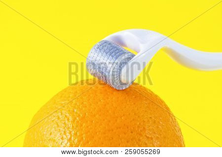 Derma Roller For Medical Micro Needling Therapy. Tool Also Known As: Derma Roller, Mesoroller, Meso-
