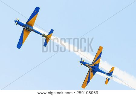 Campo Grande, Brazil - September 09, 2018: Fab Esquadrilha Da Fumaca Airplanes Flying Close On A Acr