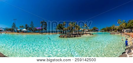 Brisbane, AUS - Sept 09, 2018: Settlement Cove Lagoon on the beach on sunny day, Redcliffe, Brisbane, Australia