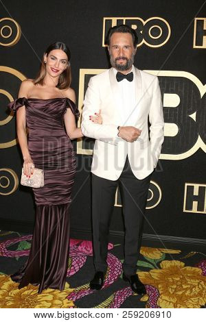 LOS ANGELES - SEP 17:  Mel Fronckowiak, Rodrigo Santoro at the HBO Emmy After Party - 2018 at the Pacific Design Center on September 17, 2018 in West Hollywood, CA
