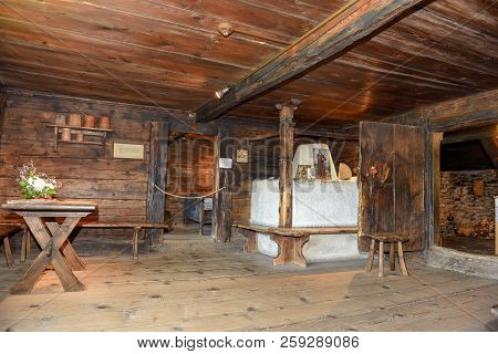 Flüeli-ranft, Switzerland - 5 August 2018: House Of Saint Hermit Niklaus Von Flüe At Flüeli-ranft On