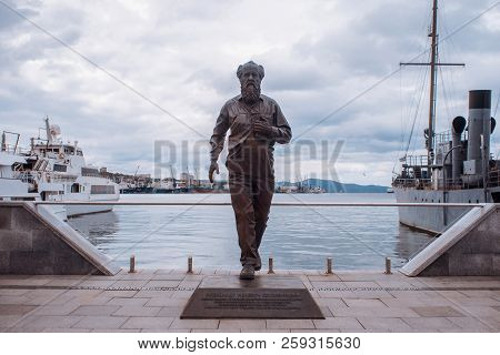 Vladivostok, Russia - August 17, 2018: The Monument To Solzhenitsyn On The Korabelnaya Embankment In
