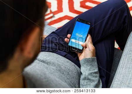 London, Uk - Sep 21, 2018: Man Using The New Apple Iphone Xs With The Immense Oled Retina Display An