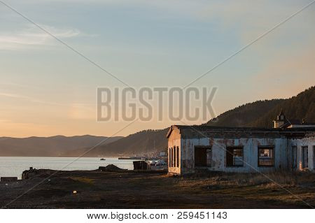 Spring Listvtanka City On Baykal Lake