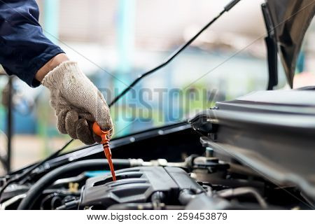 People Regular Car Care Makes Car Use. Safe And Confident In Driving. Regular Inspection Of Used Car
