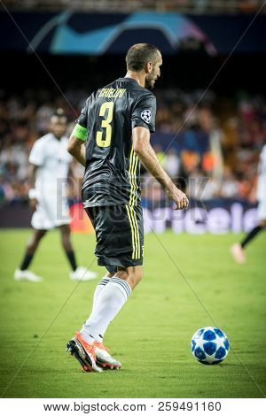 VALENCIA, SPAIN - SETEMBER 19: Chiellini during UEFA Champions League match between Valencia CF and Juventus at Mestalla Stadium on September 19, 2018 in Valencia, Spain
