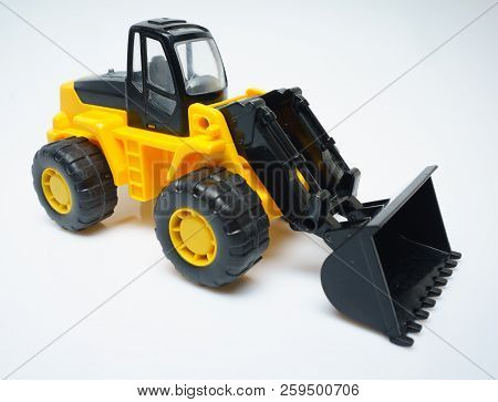 Toy Industrial Vehicle, Plastic Wheel Loader Excavator For Earth Moving Works At Construction Site, 