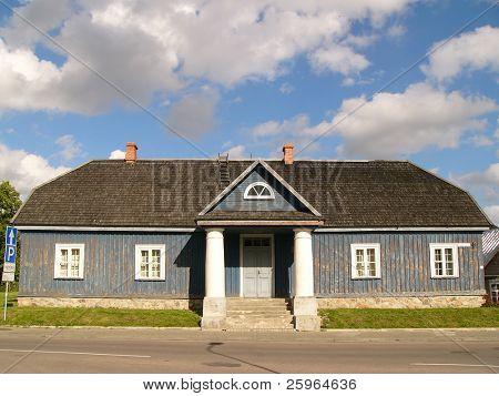 Starý dům v Trakai v Litvě