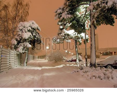 Winternacht in Helsinki, Finnland, Europa