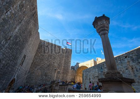 Dubrovnik, Croatia, September 17, 2016 - View From The Door And The Old Walls Of The City Of Dubrovn